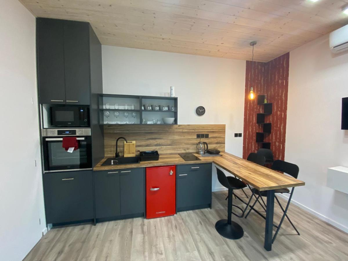 Tiny House Διαμέρισμα Παρντούμπιτσε Εξωτερικό φωτογραφία